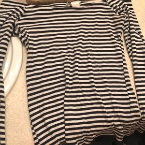 off shoulder white & black stripped long sleeve